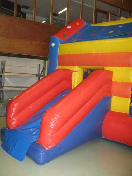 Springkussen Clown met glijbaan